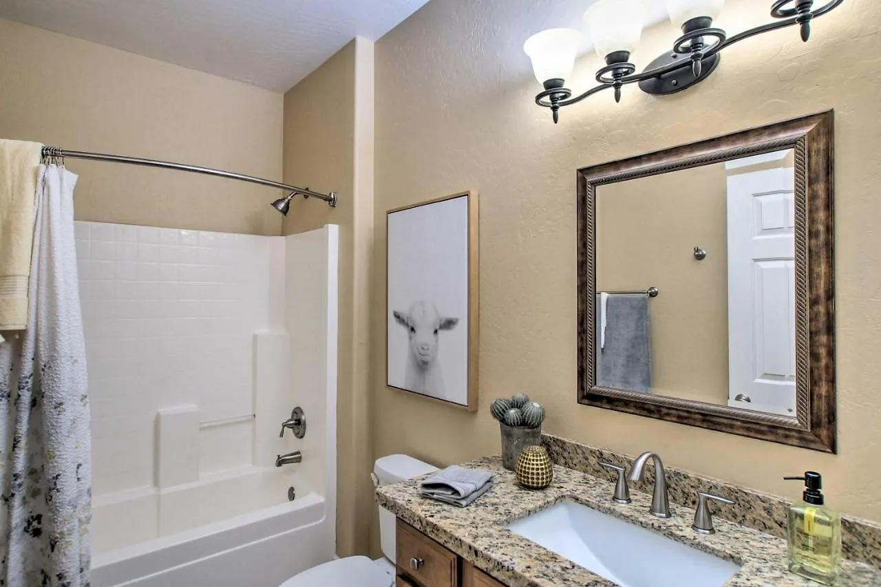 Resort Condo With Pool - 7 Mi To Tpc Scottsdale Apartmán