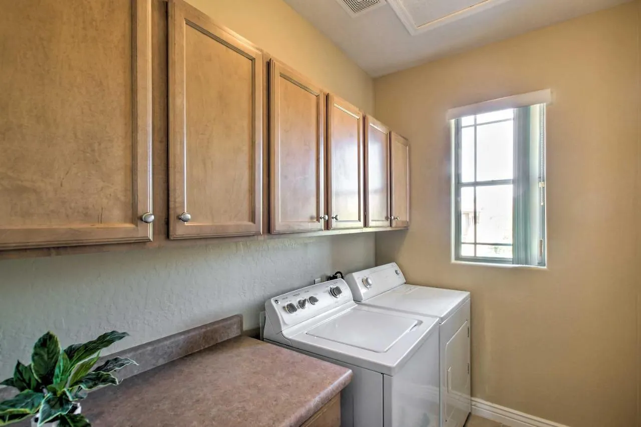 Resort Condo With Pool - 7 Mi To Tpc Scottsdale 0*,  USA